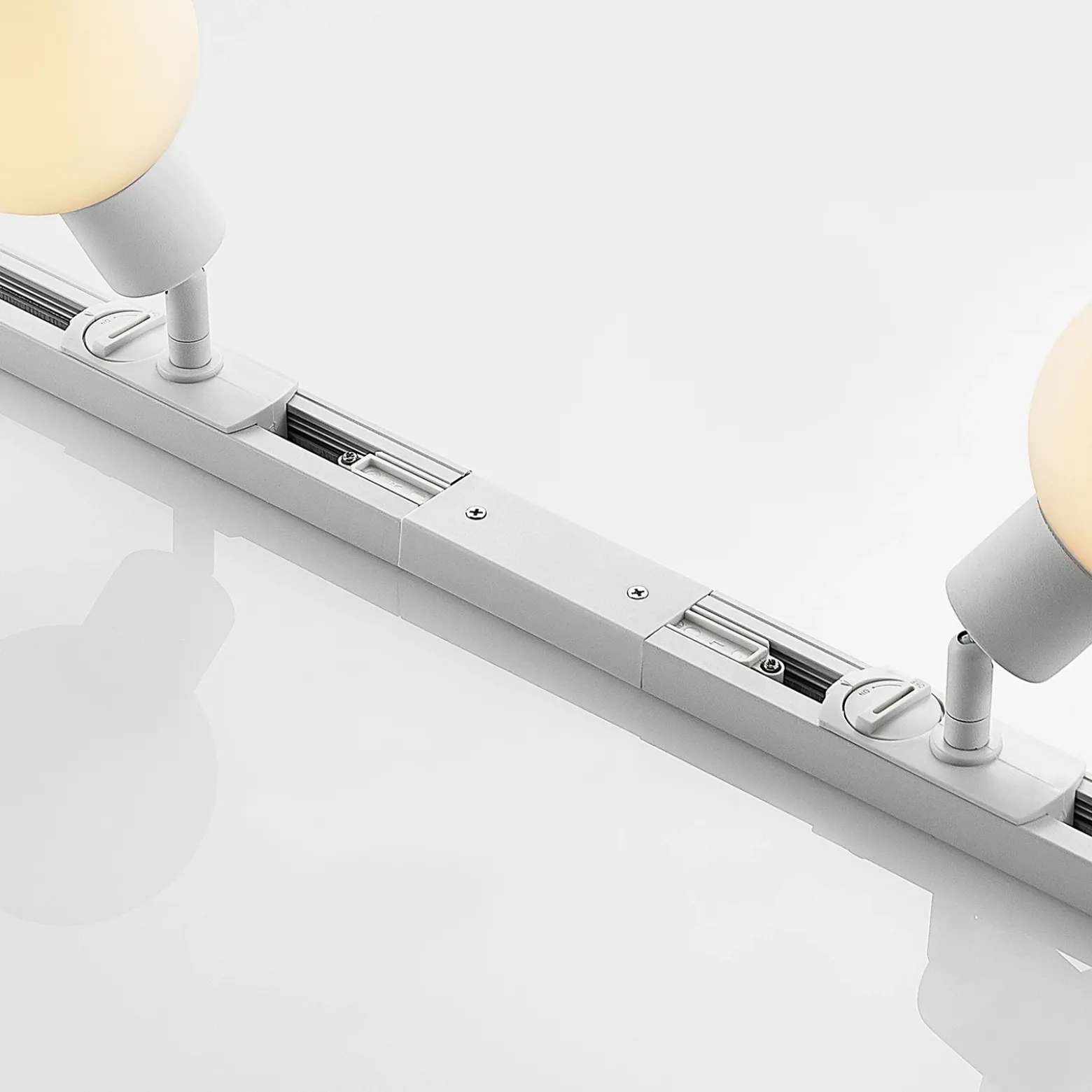Sistema de riel monofásico Lindby, E14, 4 luces, blanco