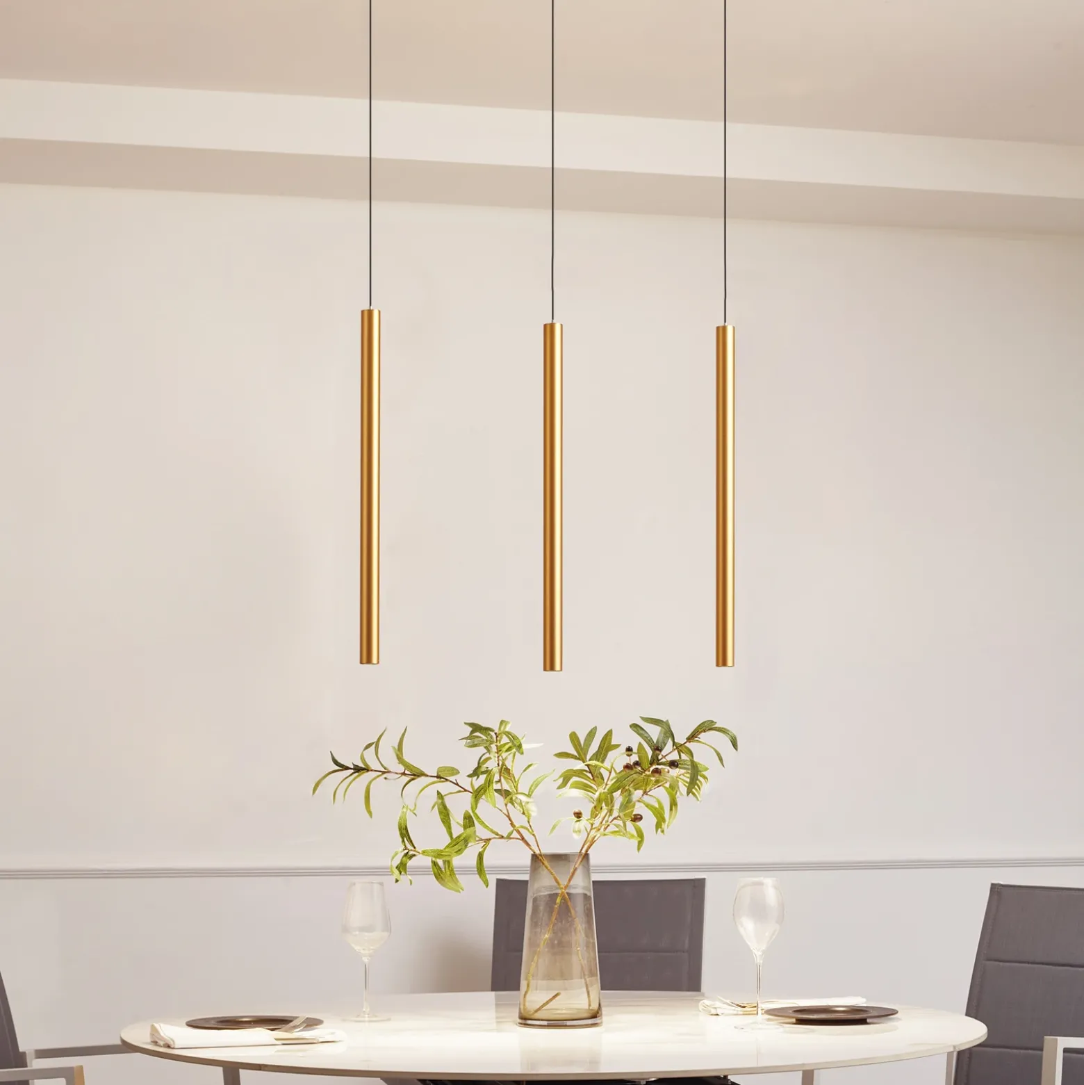 Sistema de riel 48 V Lumaro, pendular, bombilla tubular, 3 luces, dorado, CCT