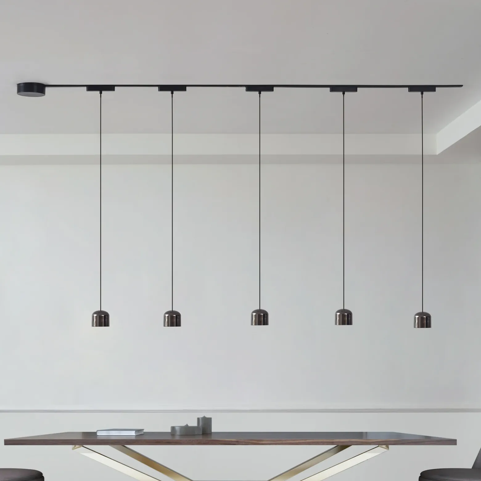 Sistema de riel 48 V Lumaro, pendular, cilindro, 5 luces, negro