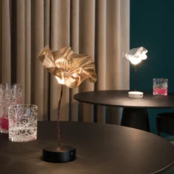 Slamp LaFleur Lámpara de mesa LED, batería recargable, terciopelo