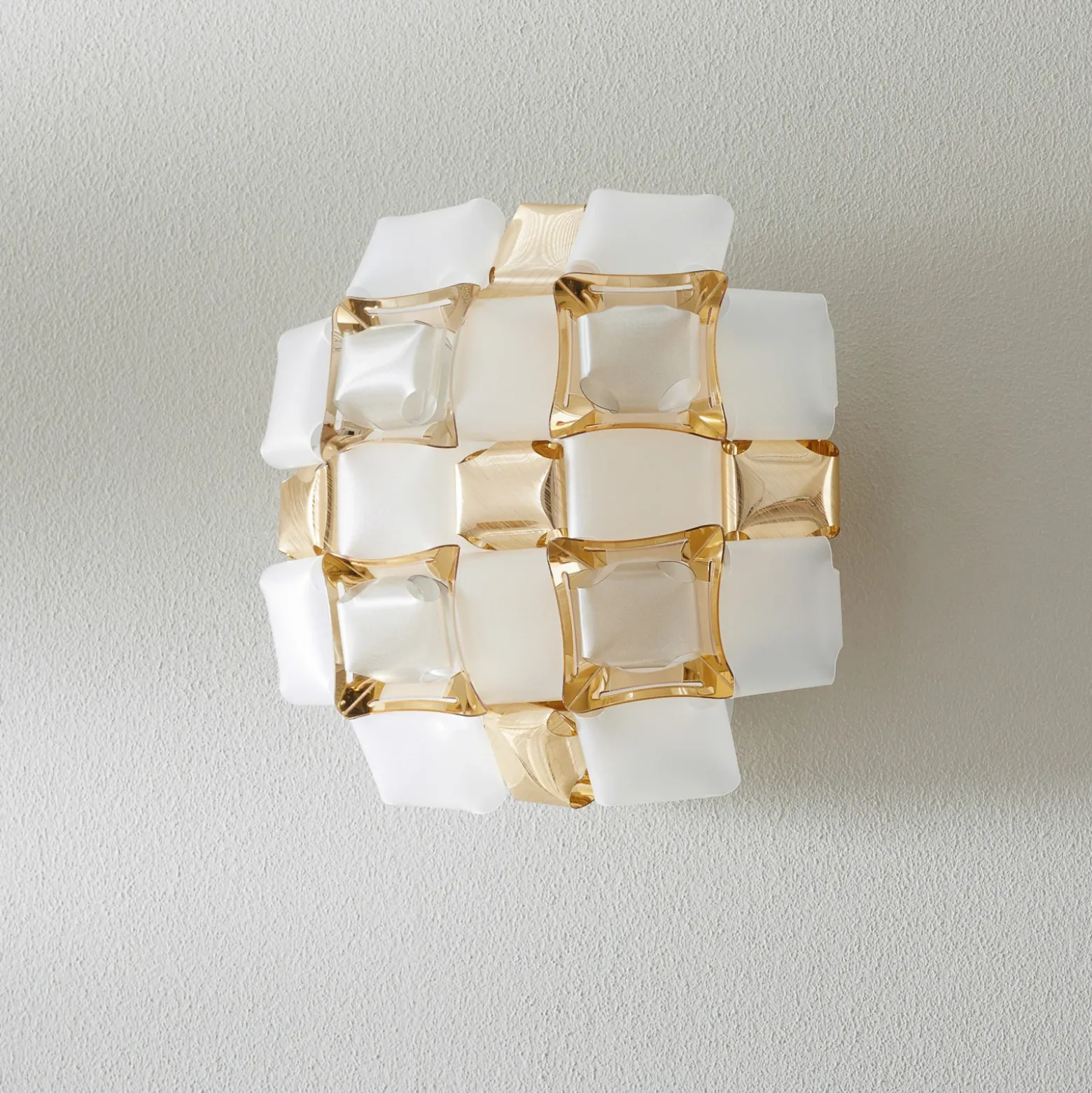 Slamp Mida aplique, 32x32 cm, dorado/blanco
