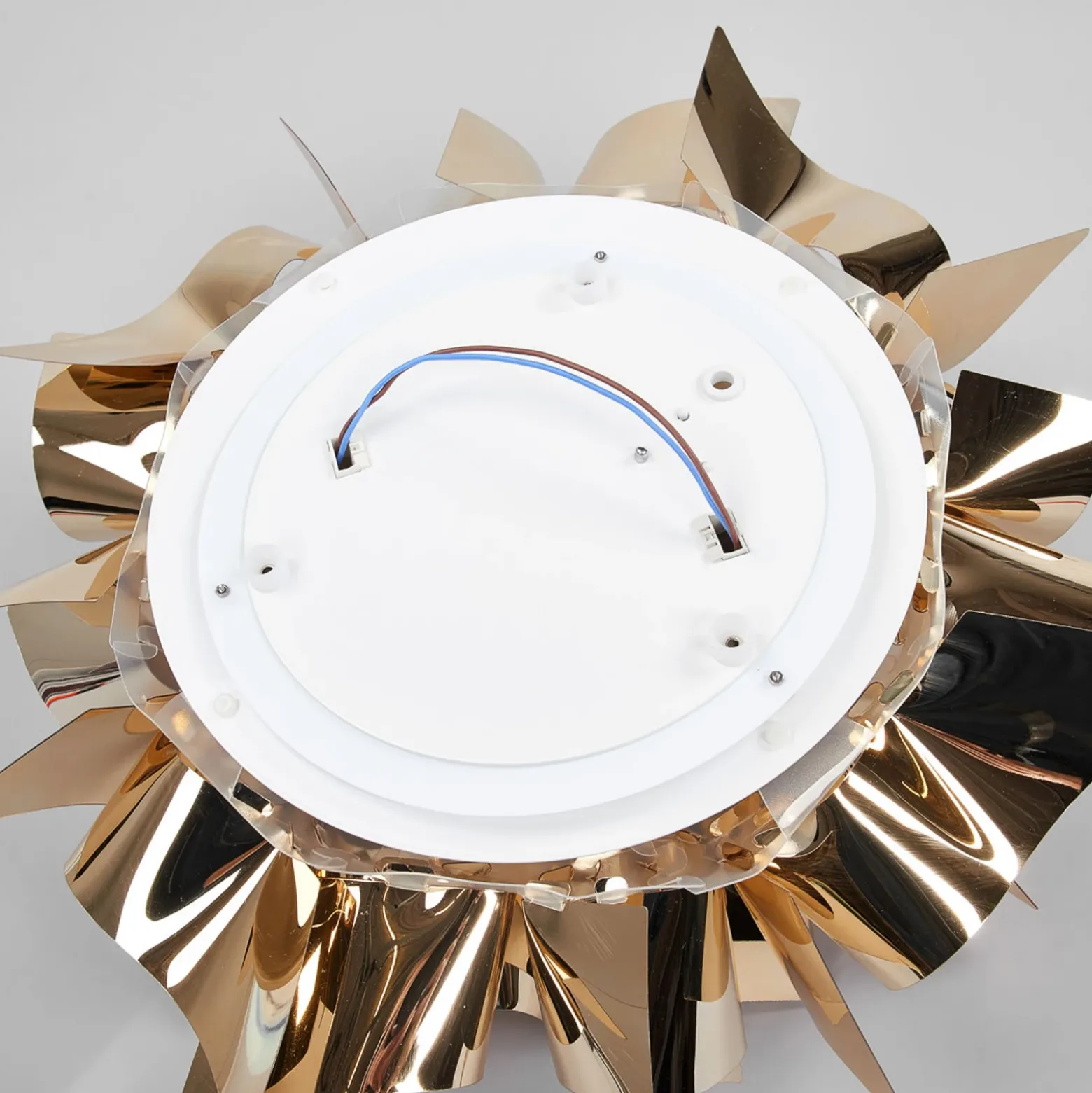 Slamp Veli Medium lámpara techo diseño Ø53cm oro