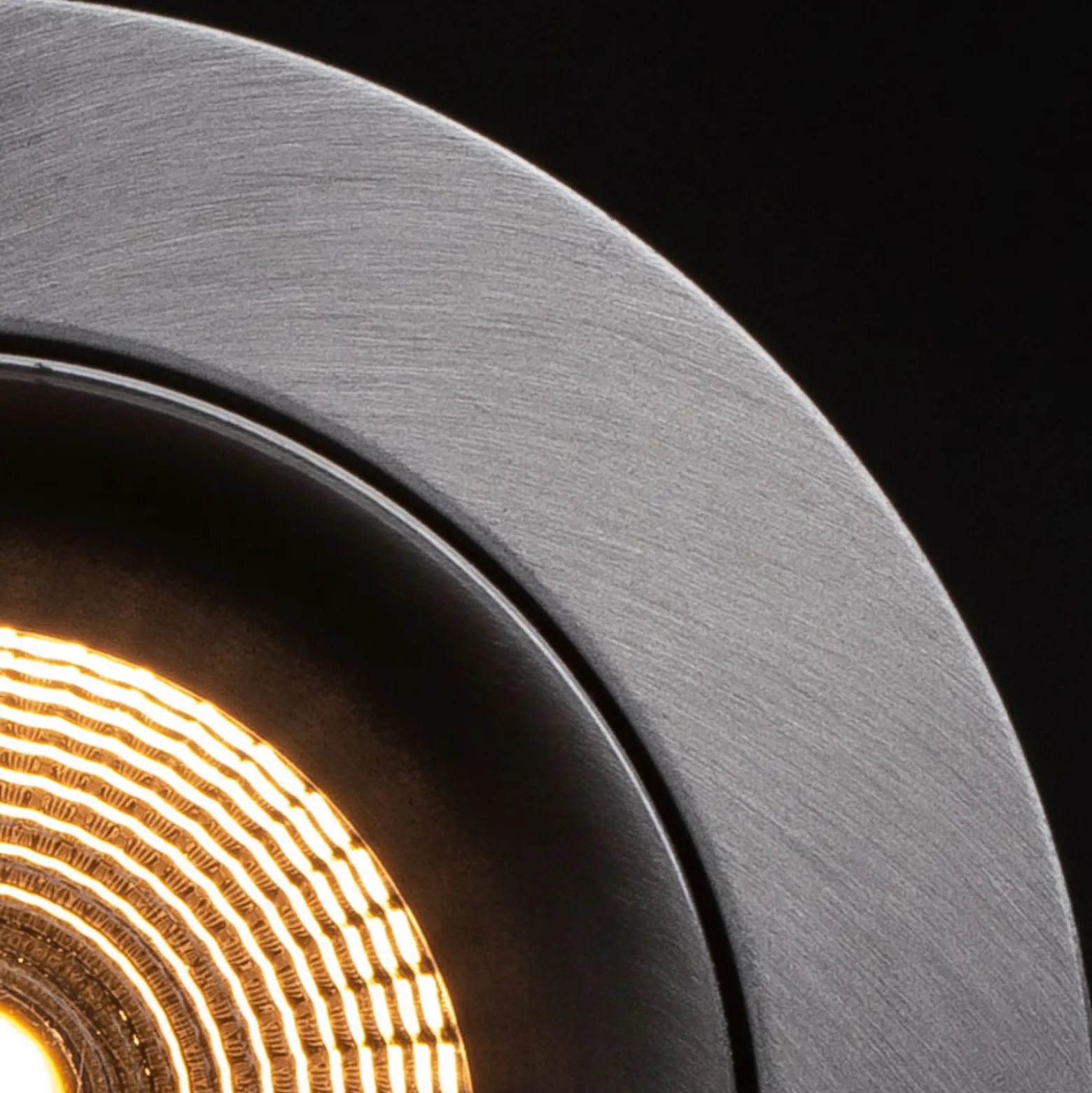 SLC One 360° SunLike empotrada LED aluminio 930