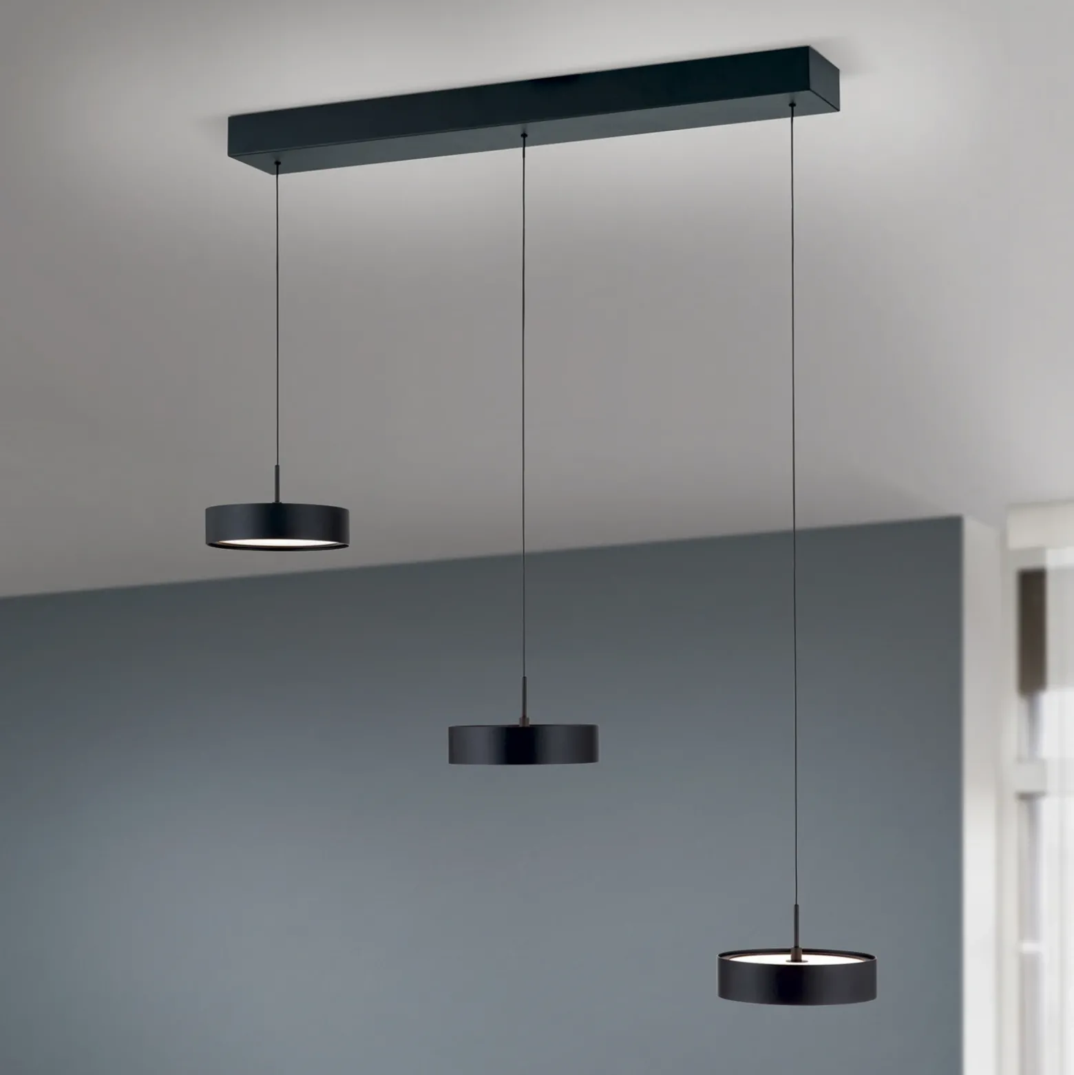 Teide Lámpara colgante LED, negra, metal, regulable en altura