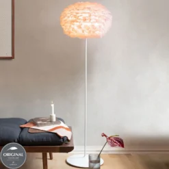 UMAGE Eos medium lámpara pie rosa armazón blanco