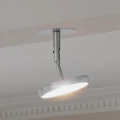 UMAGE foco LED Asteria Spot, Ø 12 cm, acero pulido