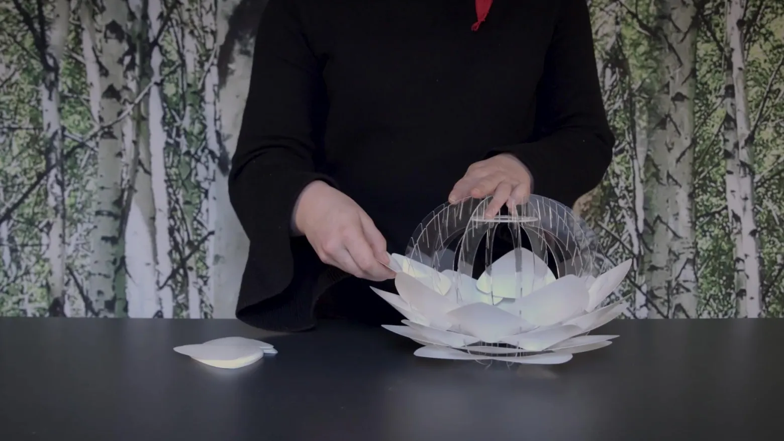 UMAGE Silvia medium lámpara de pie blanco