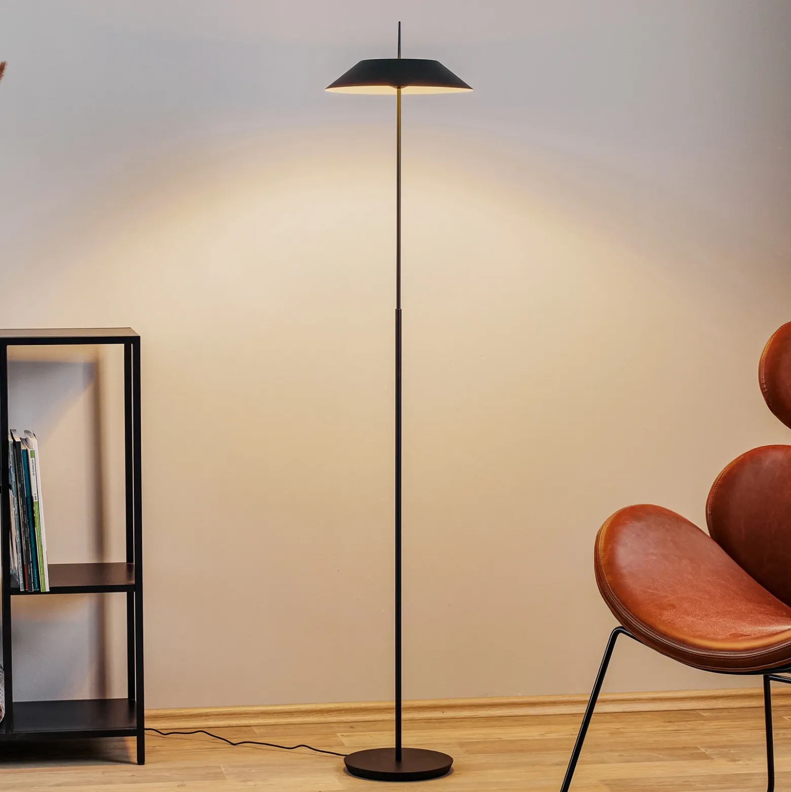 Vibia Mayfair - Lámpara de pie LED, gris grafito